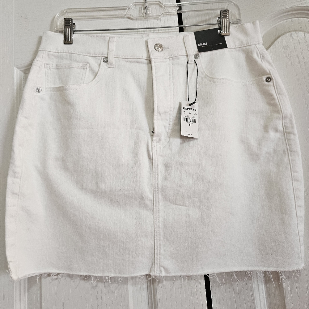 Express mini skirt